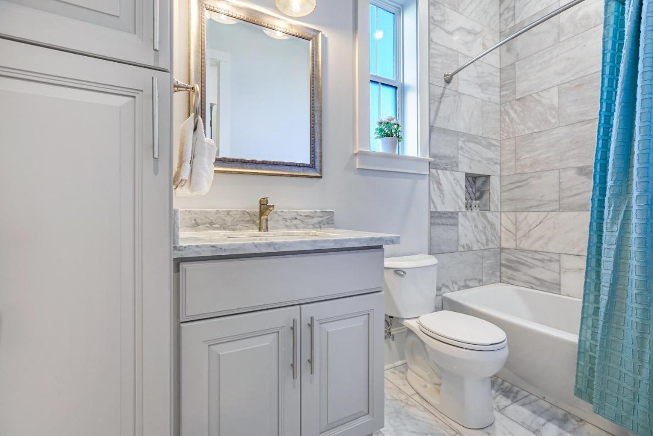 Апартаменты Hosteeva Chic Urban Retreat W Pool Steps To St Charles Ave And Near Bourbon St Новый Орлеан Экстерьер фото