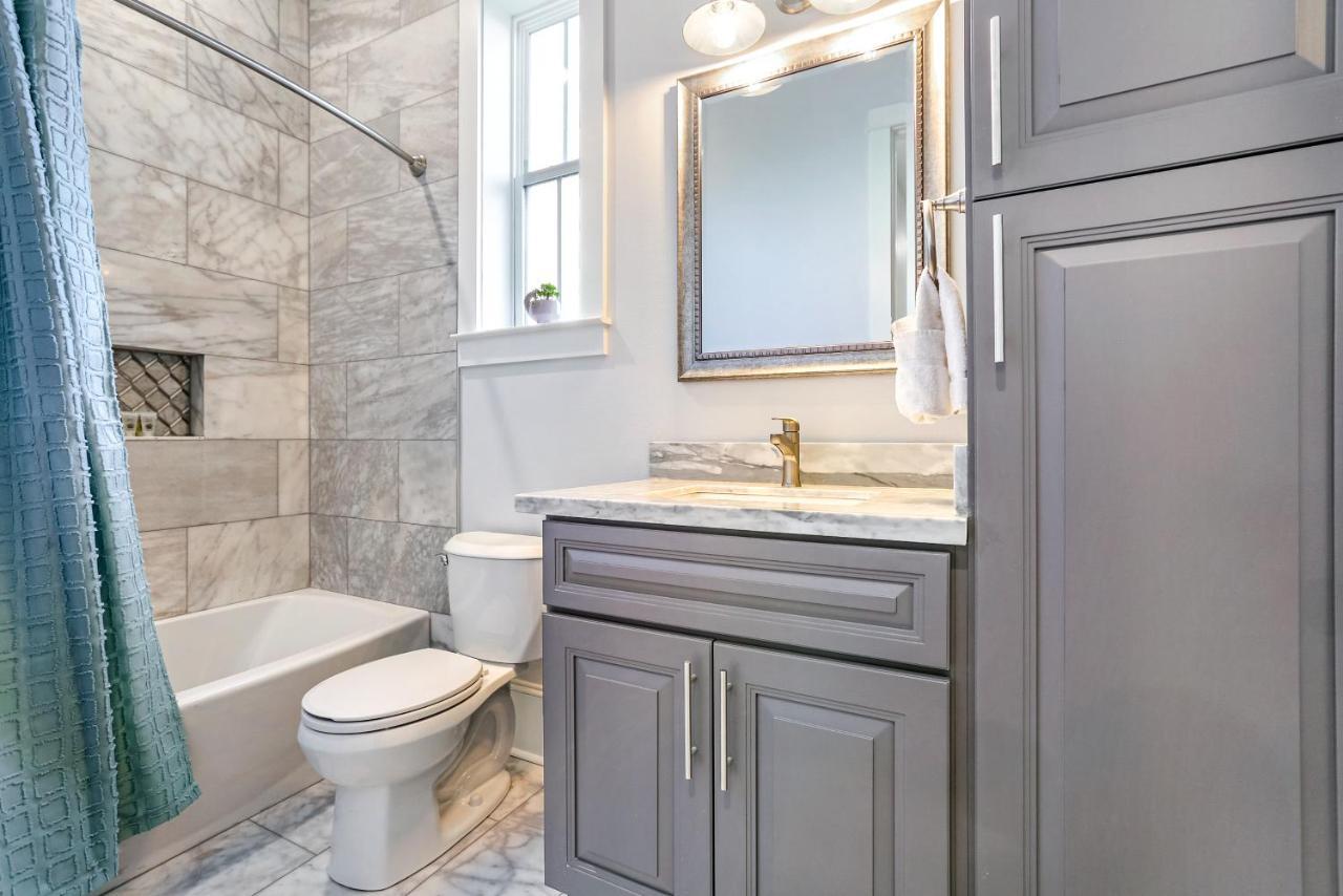 Апартаменты Hosteeva Chic Urban Retreat W Pool Steps To St Charles Ave And Near Bourbon St Новый Орлеан Экстерьер фото